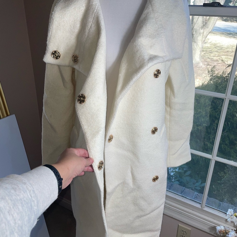 NWT Anne Taylor Elegant Cream Women's Coat - Picture 2 of 5